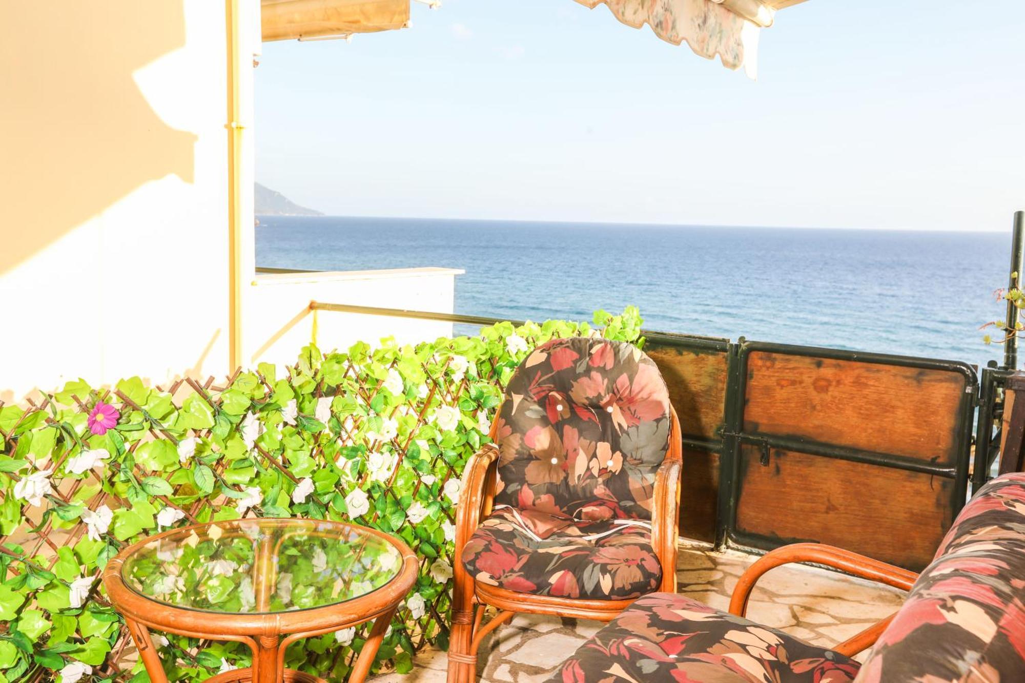 Grammhouse Corfu - Glyfada Beach Екстер'єр фото